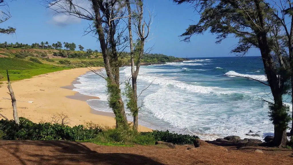 Where to stay on Kauai - Paliku Beach - Notice there is NO ONE there