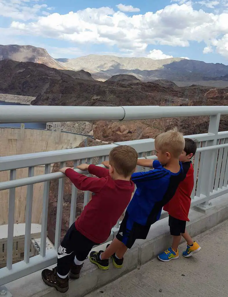 Kids on the bridge overlooking Hoover Dam