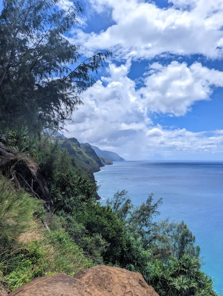 Na Pali coast view from the Kalalau trail on the island of Kauai, Hawaii